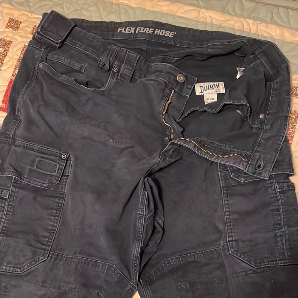 Duluth Trading Co. Flex Fire Hose Ultimate Relaxed Cargo Pants